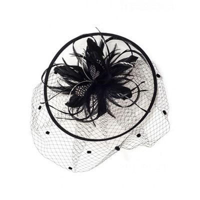 Black and cream bow detail saucer fascinator